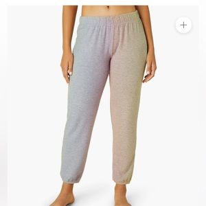 Beyond Yoga silver prismatic joggers